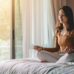 Cara Mengatasi Stres Kerja dengan Meditasi yang Efektif